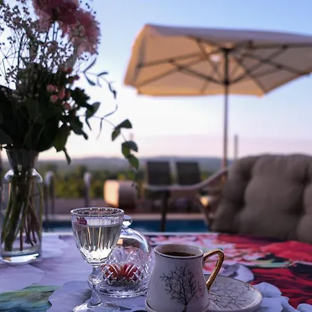 Bell Garden Masukiye Коджаэли